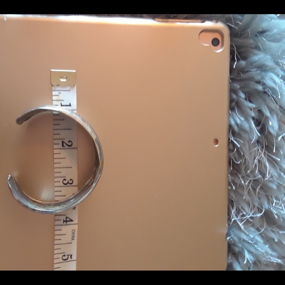 Silver Cuff - Picture 4 of 6